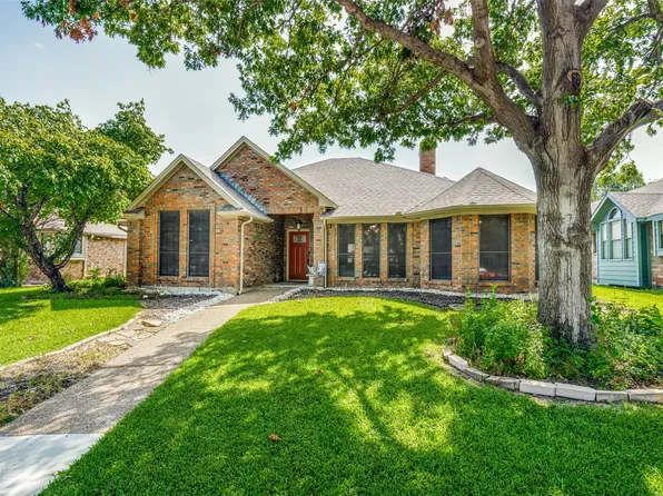 4206 Hidden Valley Dr, Carrollton, TX 75010