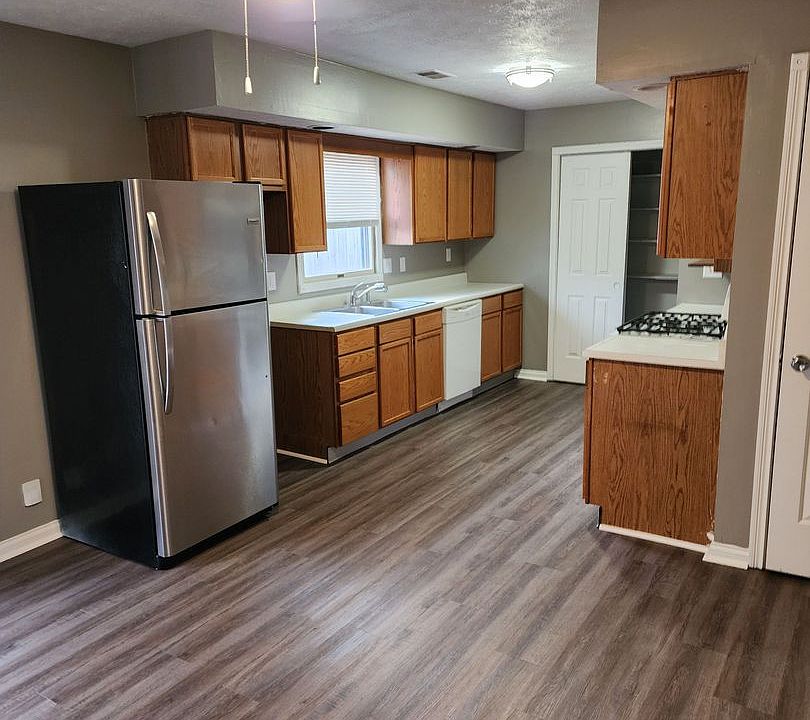 1st image of 1803 Kraig Dr