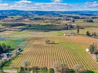 9621 SW Clark Hill Rd, Beaverton, OR 97007