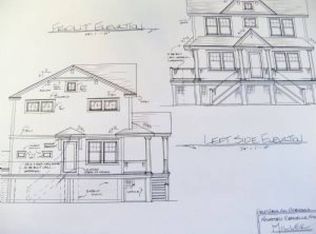 12 Maple Ave, Narragansett, RI 02882