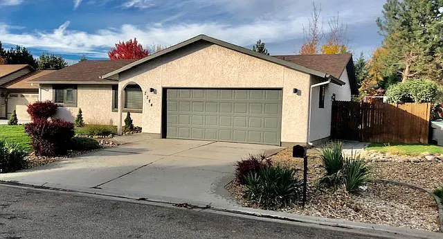 7744 W Iron Ct — Photo 2