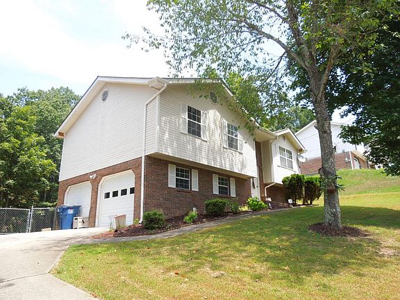 3rd image of 55 Campbell Cir