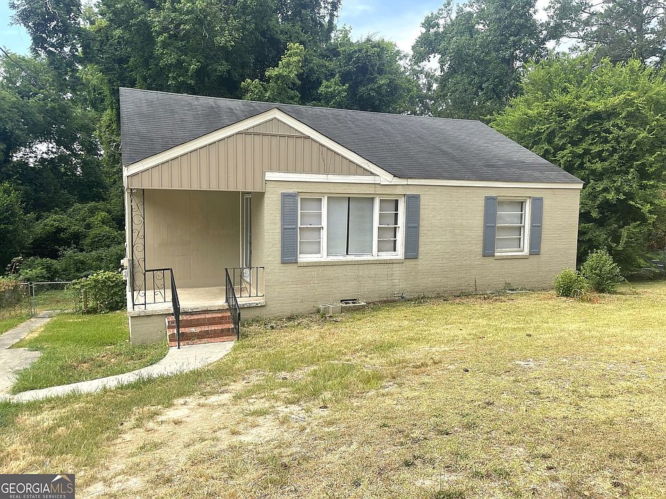 1st image of 2063 Bayswater Rd