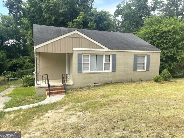 2063 Bayswater Rd, Macon, GA 31211