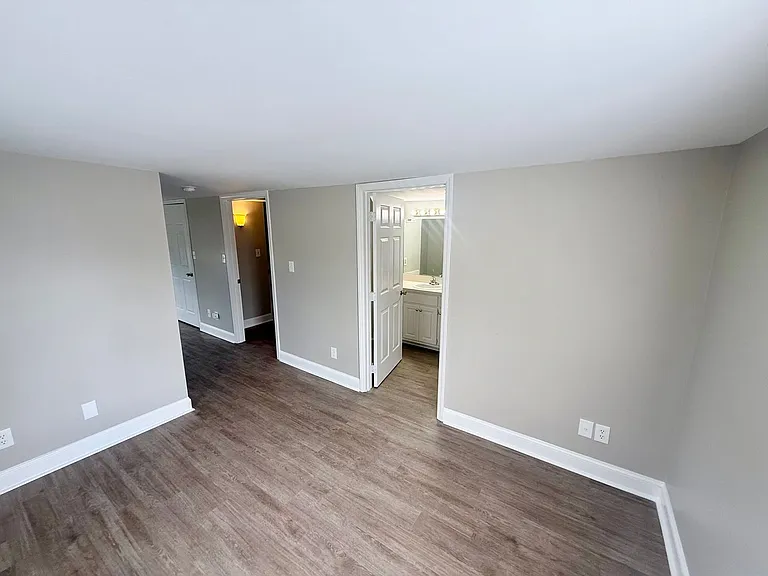 303 Providence Rd — Photo 16