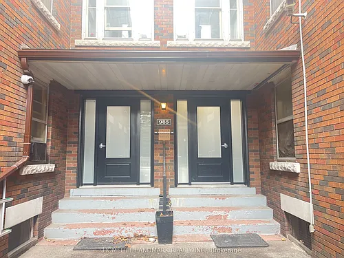 985 Main St E Photo 1