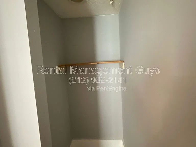 2931 Bryant Ave N #2 — Photo 29