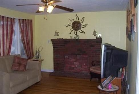 3rd image of 43 Delorey Ave