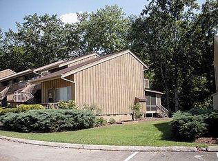 140-302 W Lake Dr N, Lake Lure, NC 28746