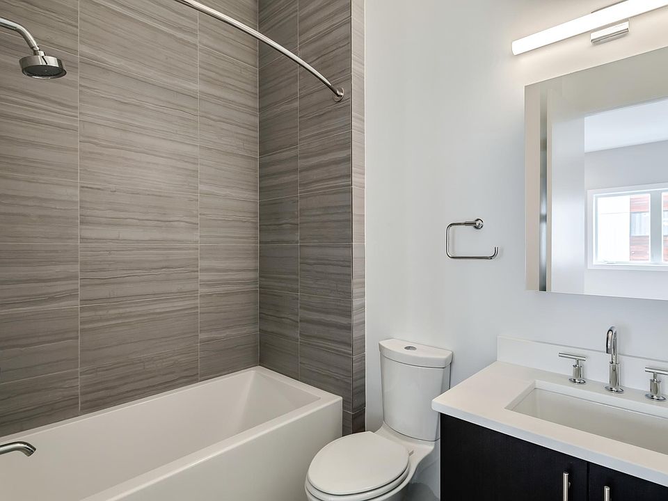 2nd image of 634 N 5th St APT 17