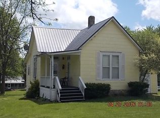 411 W Wishart St, Monett, MO 65708
