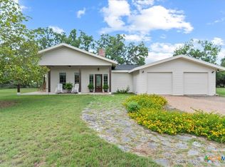 209 E Meadow Ln, Wimberley, TX 78676