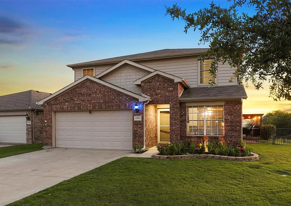 1st image of 15957 Blaketree Dr