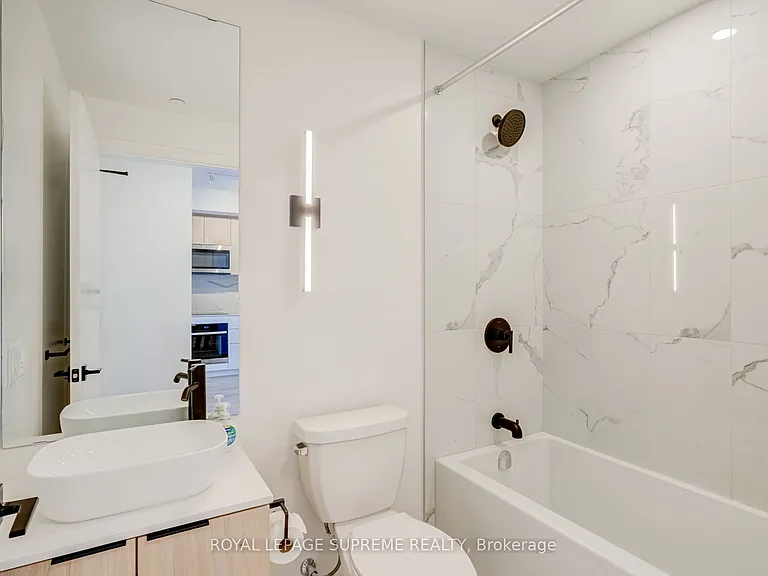 1185 Dupont St SE #505 — Photo 12