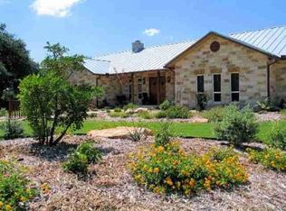 232 County Road 421, Hondo, TX 78861