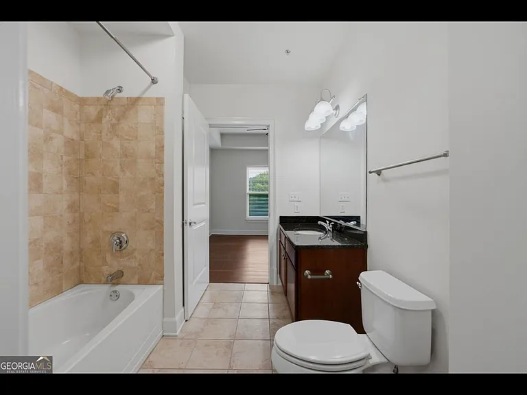 200 River Vista Dr #703 — Photo 4