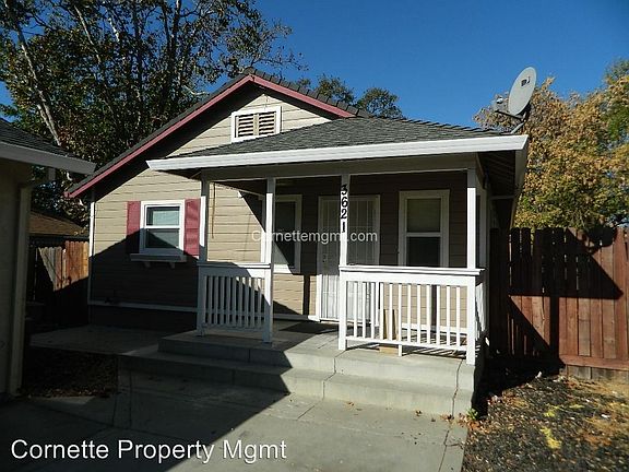 3rd image of 3621 Willow St