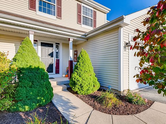 3rd image of 2016 Glenridge Ct