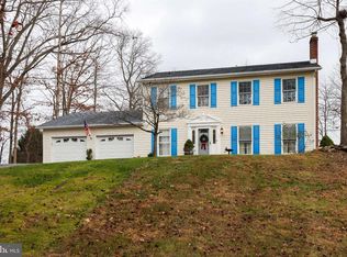101 Winterberry Ln, Westminster, MD 21157