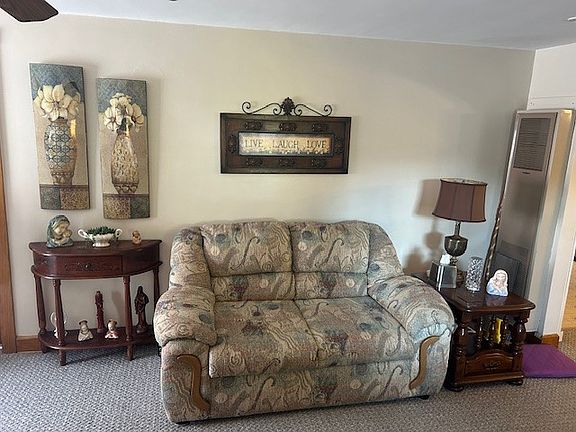 5th image of 529 Deissler Ct