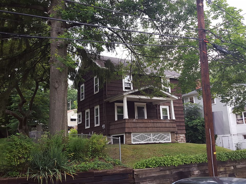 2nd image of 1522 Overlook Dr