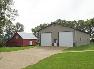 10786 335th St, Cannon Falls, MN 55009