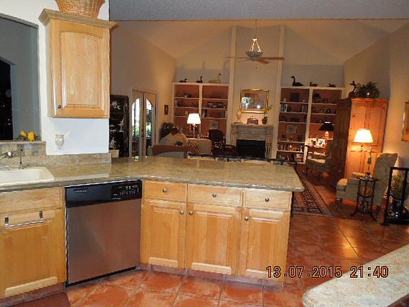 4th image of 28 Brazos River Cir