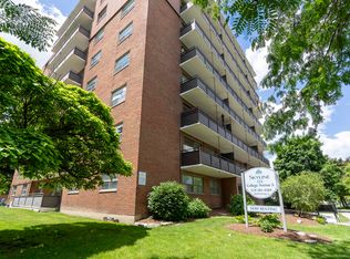 Mapleview Manor Apartments, Sarnia, ON N7T 2Z5