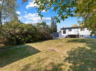 433 N 1st Ave NE, Airdrie, AB T4B1R3