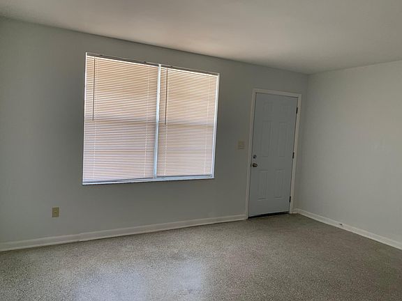 2nd image of 4516 W Idlewild Ave