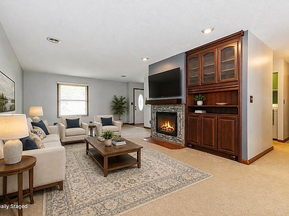 2nd image of 4209 W Nightingale Way
