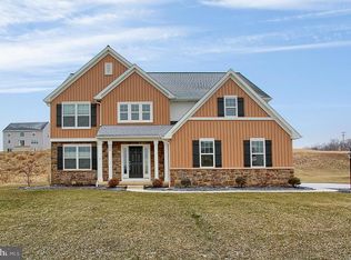 220 Highland Terrace Way, Boiling Springs, PA 17007