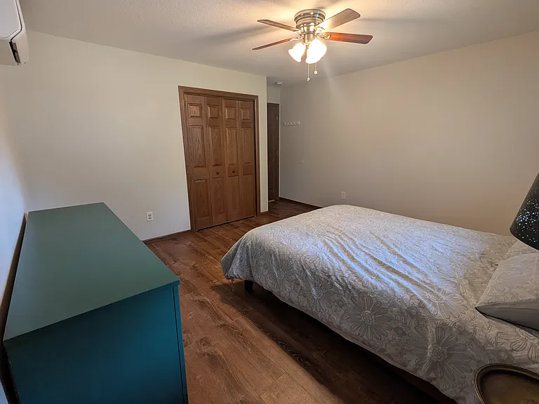5226 Drummond Rd — Photo 13