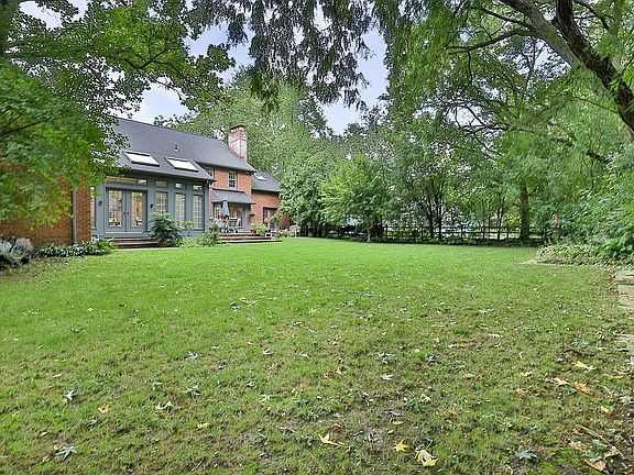 5th image of 29568 Duxbury Ln