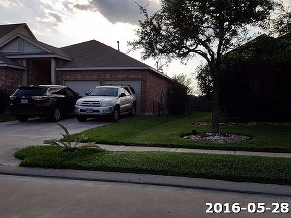 3rd image of 10135 Driftwood Park Dr