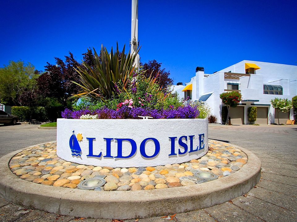 Lido Isle