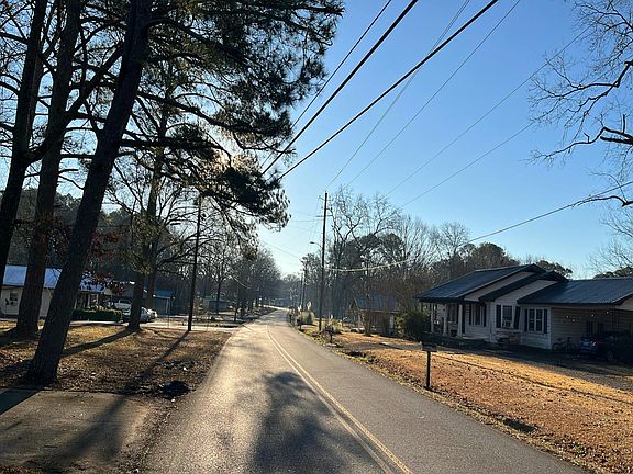 4th image of 702 Tidmore Bend Rd