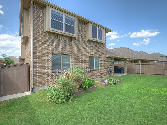 2nd image of 9325 Harrell Dr