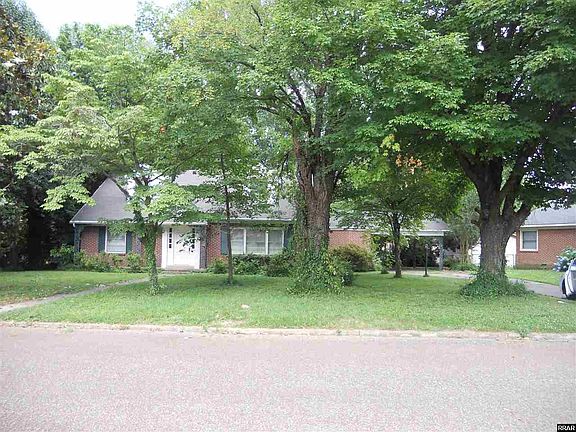 2nd image of 712 Woodlawn St
