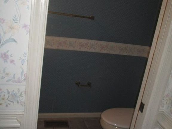 4th image of 104 Kent Taylor Dr