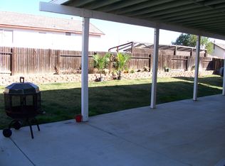 23154 Walnut St, Perris, CA 92570