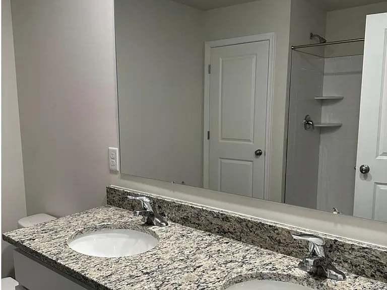 219 Centergate Dr — Photo 12