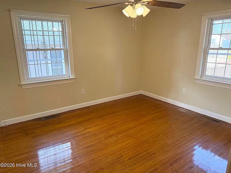 4254 Washington St — Photo 34