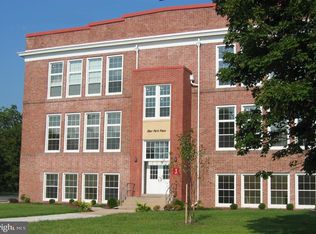 107 N School St APT 1F, Greensboro, MD 21639