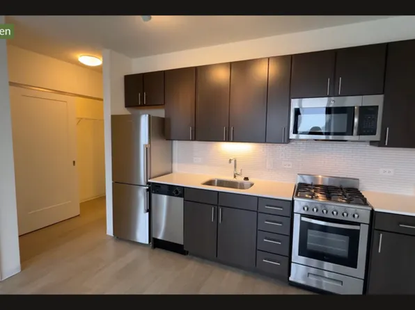 160 W Superior St #2BR, Chicago, IL 60654