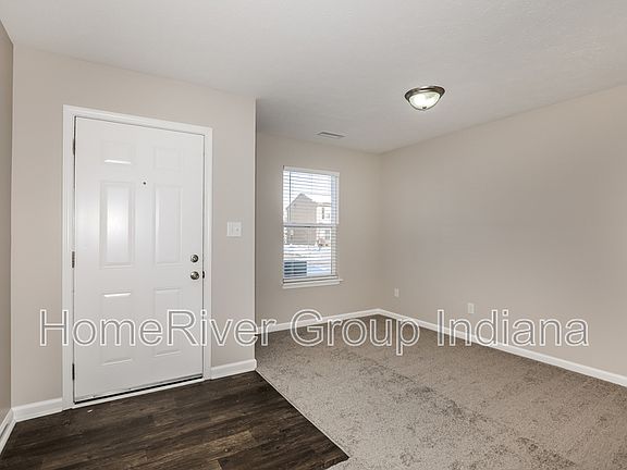 3rd image of 8045 Grove Berry Dr