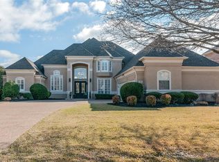 215 Silverwood Cir, Southlake, TX 76092