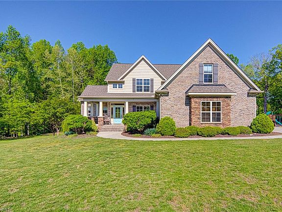 2nd image of 272 Pebblestone Ct