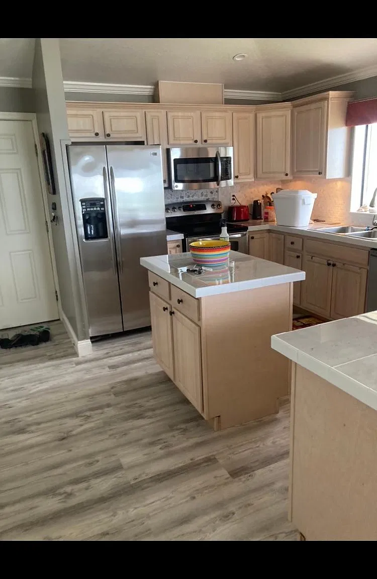 2 bed, 1023 sqft, $3,800 — Photo 3