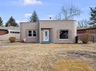 1890 24th Avenue Ct, Moline, IL 61265
